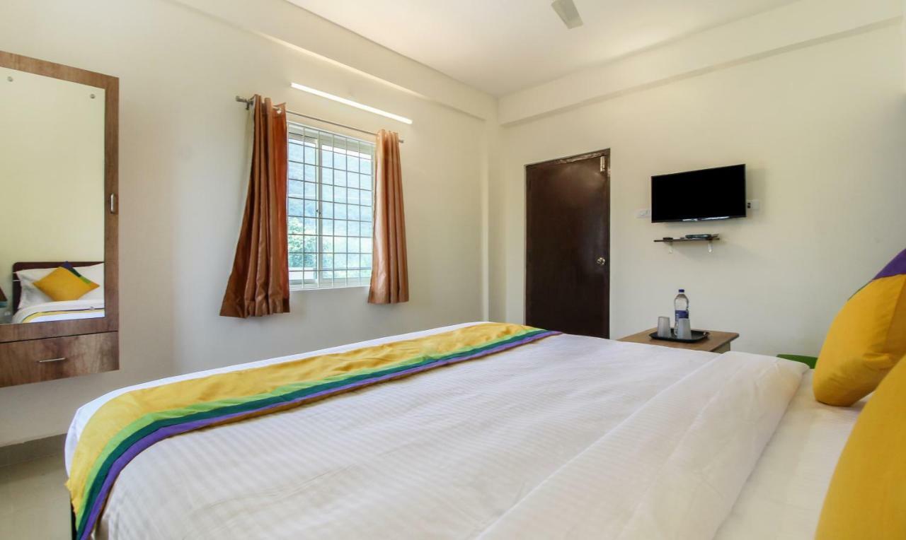 Itsy Hotels Riyas Grand Tirupati Luaran gambar