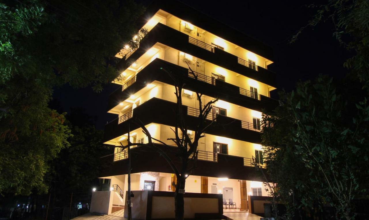 Itsy Hotels Riyas Grand Tirupati Luaran gambar